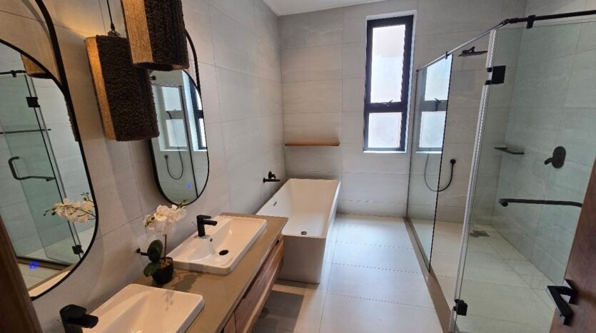 4 bedroom villa in Loresho, Oak & Ivy Village 3 largest configuration