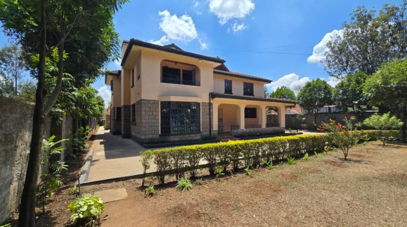 5 bedroom house for rent in Karen near Waterfront Mall