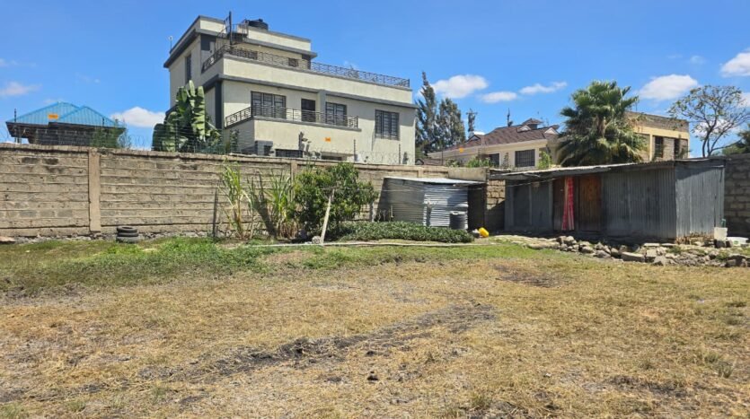 quarter acre plot for sale in Syokimau within a gated estate