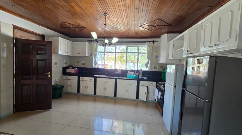 4 bedroom house in Karen Bogani on a half acre plot